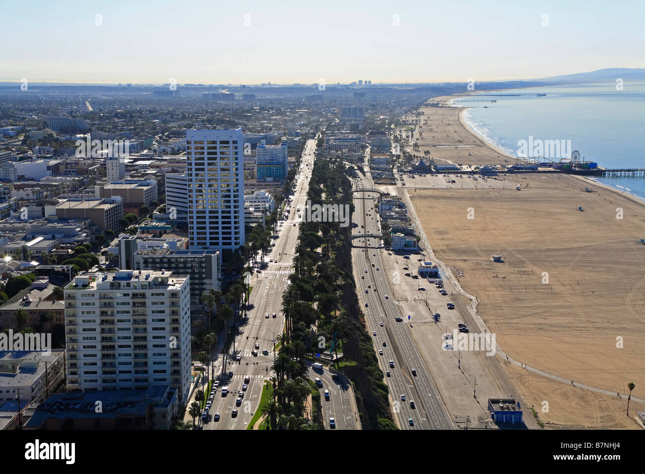 Aerial Croix jetée de Santa Monica en Californie USA Skyline Banque D'Images