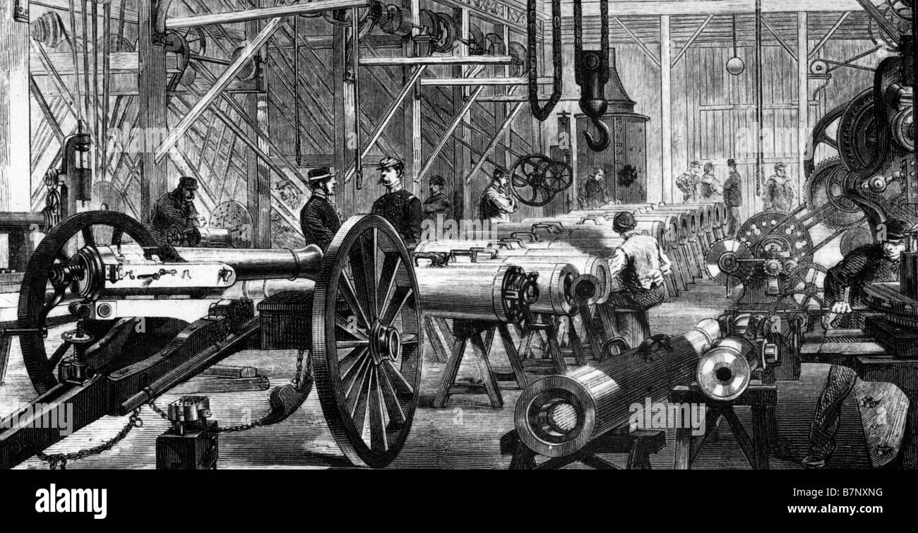 Première Guerre mondiale, une usine de fabrication de l'armement français mitrailleuses et canons modifier Banque D'Images Première Guerre mondiale, une usine de fabrication de l'armement français mitrailleuses et canons modifier Banque D'Images