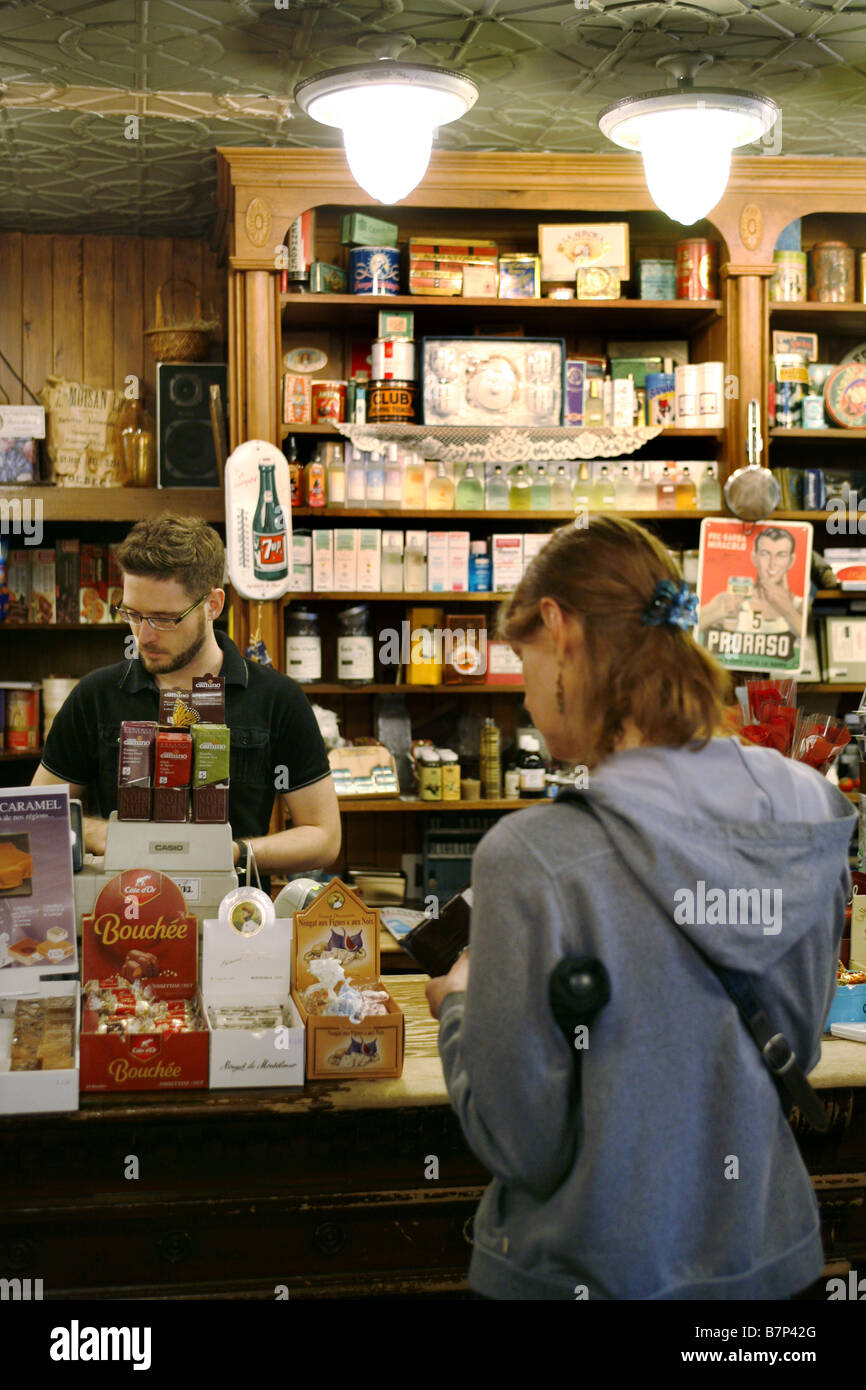 Maison Jean-Alfred Moisan épicerie, Rue Saint Jean St Jean Baptiste, Québec, Québec, Canada Banque D'Images