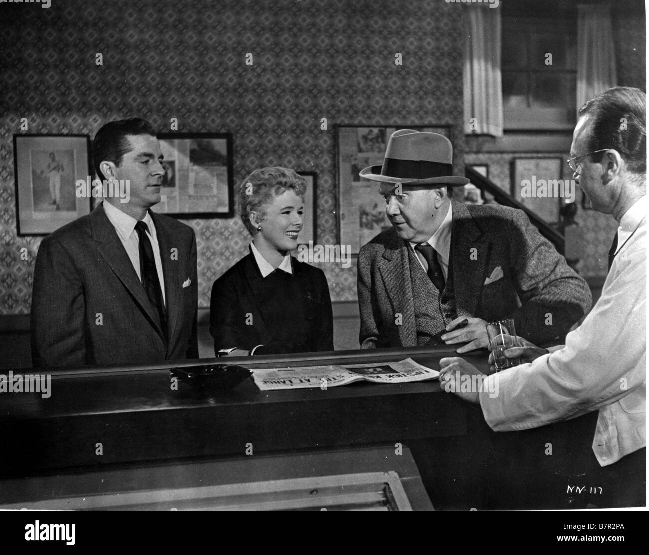 Alors que la ville dort Année : 1956 USA Dana Andrews, Thomas Mitchell, Sally Forrest Réalisateur : Fritz Lang Banque D'Images