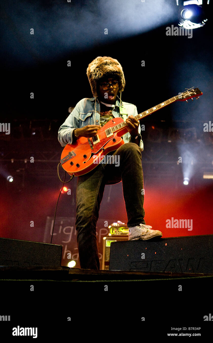 Lightspeed Champion (alias Devonte Hynes) joue sur la scène au Reading Festival 2008 Banque D'Images