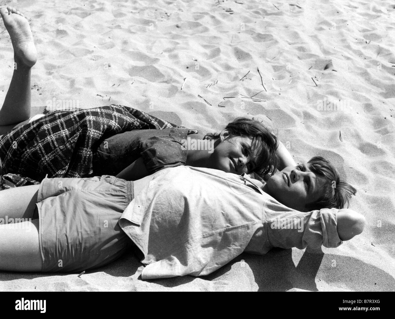 La Ragazza Con La Valigia Libro La Ragazza con la valigia fille avec une valise Année : 1960