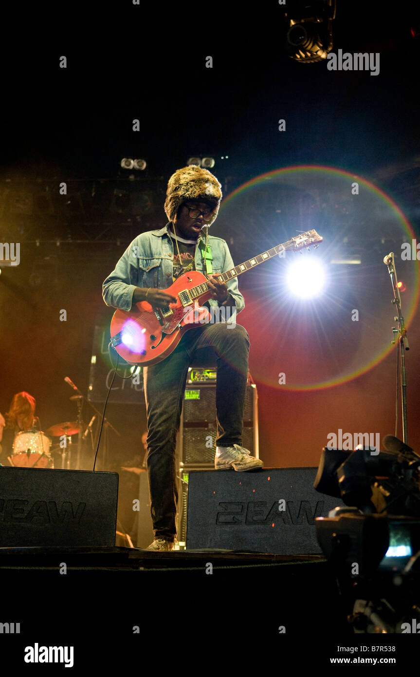 Lightspeed Champion (alias Devonte Hynes) joue sur la scène au Reading Festival 2008 Banque D'Images