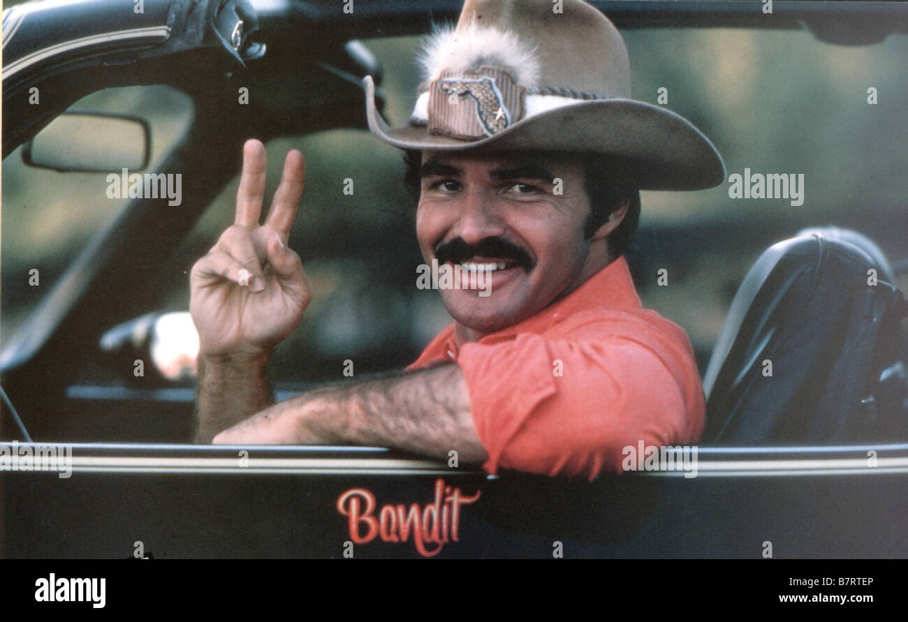 Cours apres moi sherif Smokey et le Bandit Année : 1977 USA Burt Reynolds Directeur : Hal Needham USA 1977 Banque D'Images