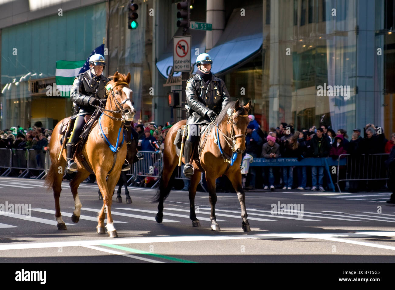 Défilé de la St Patrick sur la Fifth Avenue New York NY USA 2008 Banque D'Images