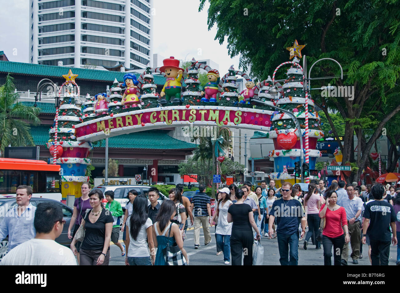 Noël Noël de Singapour, Orchard road personnes mode moderne centre commercial de luxe magasin magasins boutiques boutique Banque D'Images