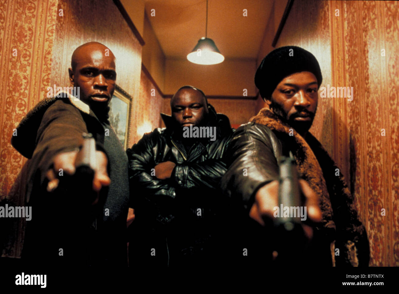 Snatch Année : 2000 - UK / USA Réalisateur : Guy Ritchie Lennie James, Ade, Robbie Gee Banque D'Images