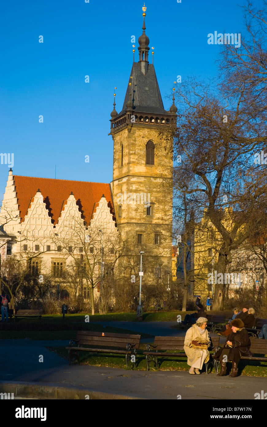 La place Karlovo Namesti avec Novomestska radnice, dans le centre de Prague République Tchèque Europe Banque D'Images