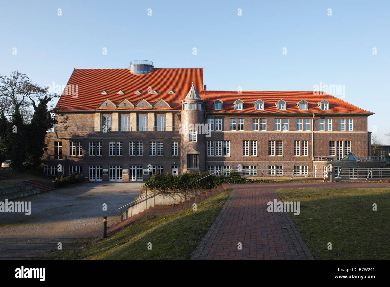 Werksgasthaus Oberhausen der Gutehoffnungshütte 1913 nach einem Entwurf des Architekten Carl Weigle erbaut. Heute Bestandteil de Banque D'Images