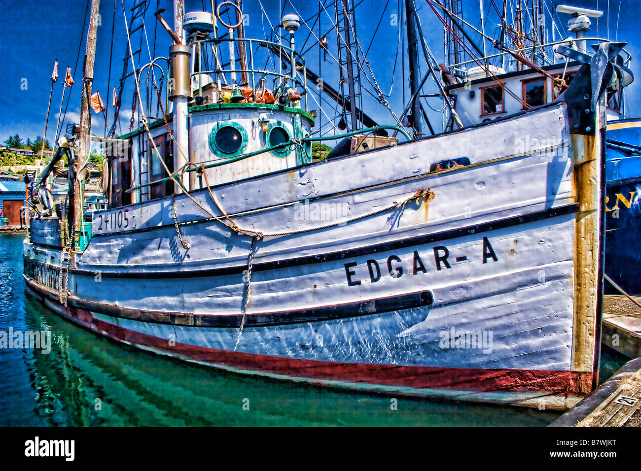 Photo illustration effet pictural de bateaux de pêche sur la côte de l'Oregon. Banque D'Images