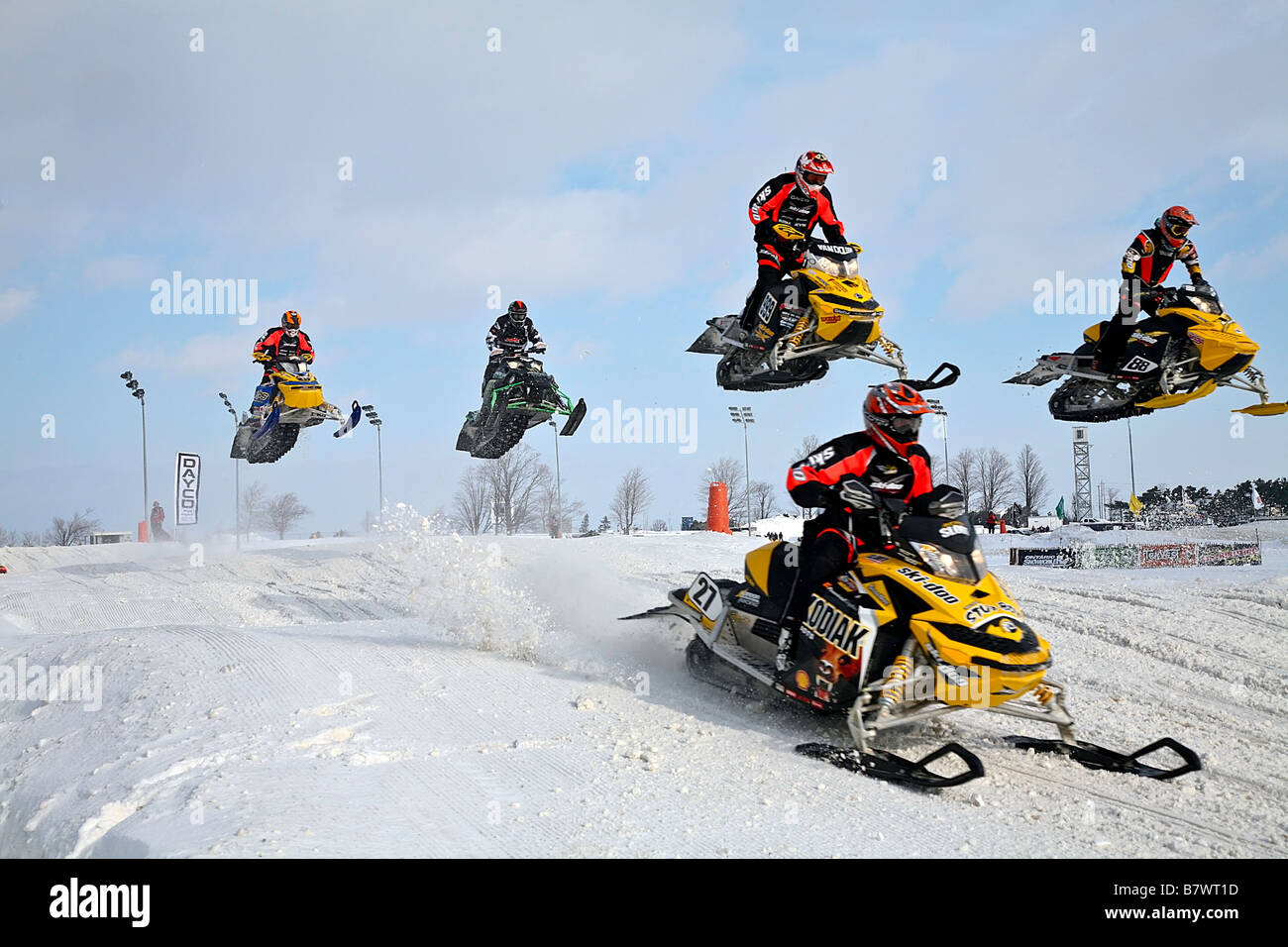 Championship snowcross snowmobile race in Banque de photographies et  d'images à haute résolution - Alamy