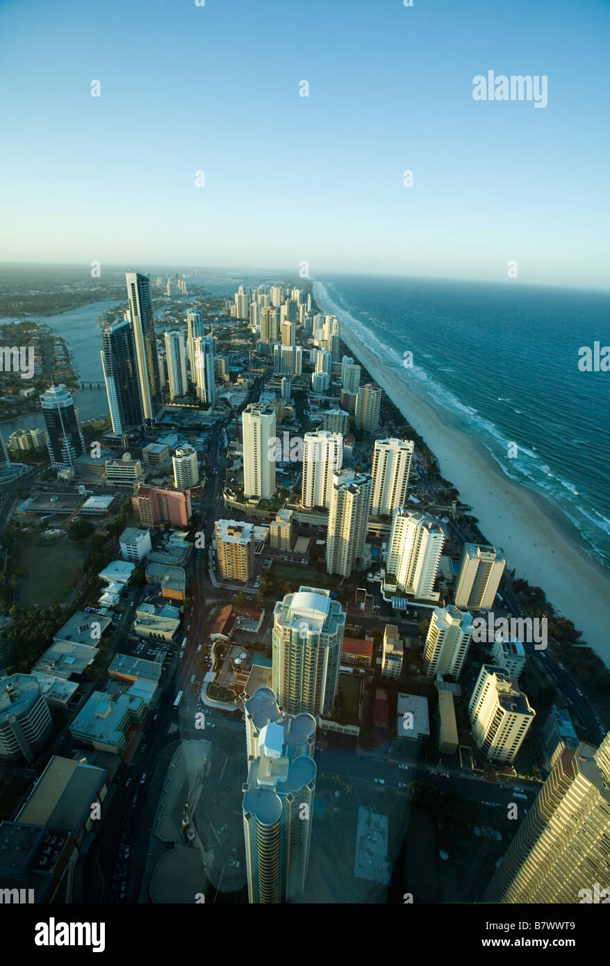 Avis de Surfers Paradise à partir du haut de Q1 Gold Coast Australie Banque D'Images