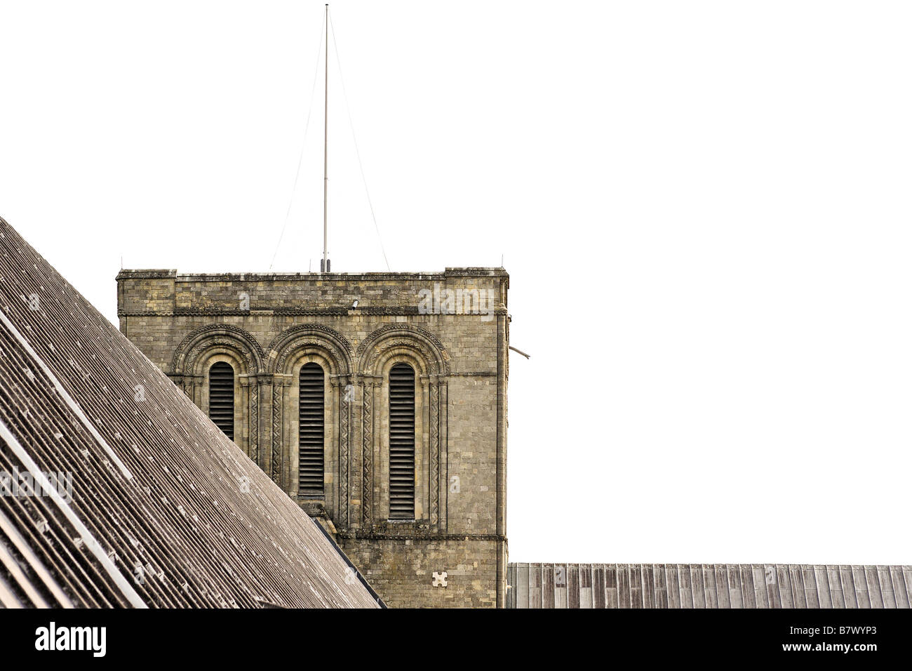 La cathédrale de Winchester - Drapeau poteau tour centrale avec transept et Nef du toit de la tour qui se croisent Banque D'Images