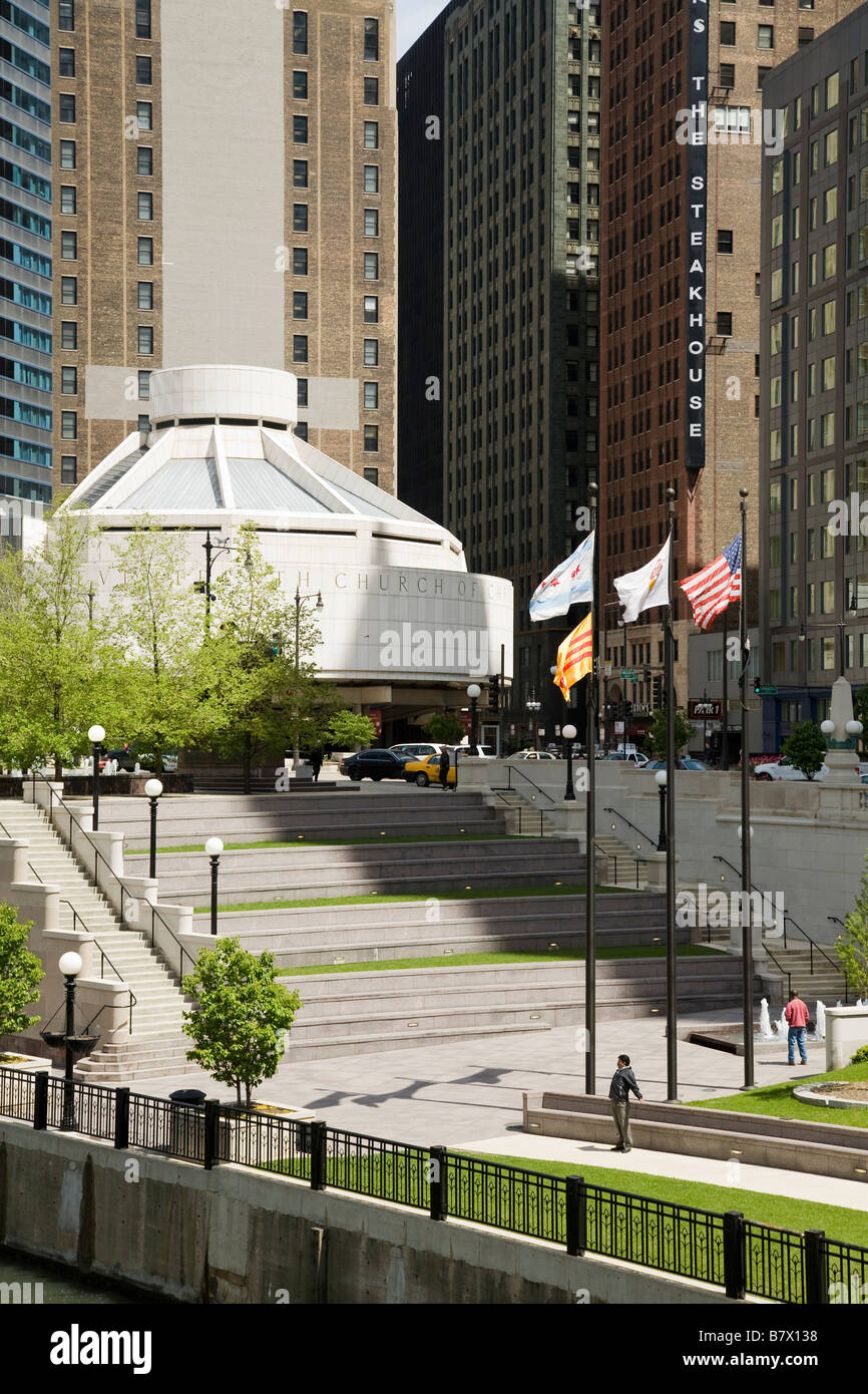 Chicago Illinois dix-septième Church of Christ Scientist sur Wacker Drive et Vietnam Veterans Memorial Park Area Banque D'Images