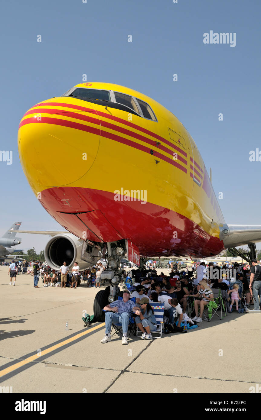 Un Boeing 767-281 de DHL offre ombre bienvenue Banque D'Images