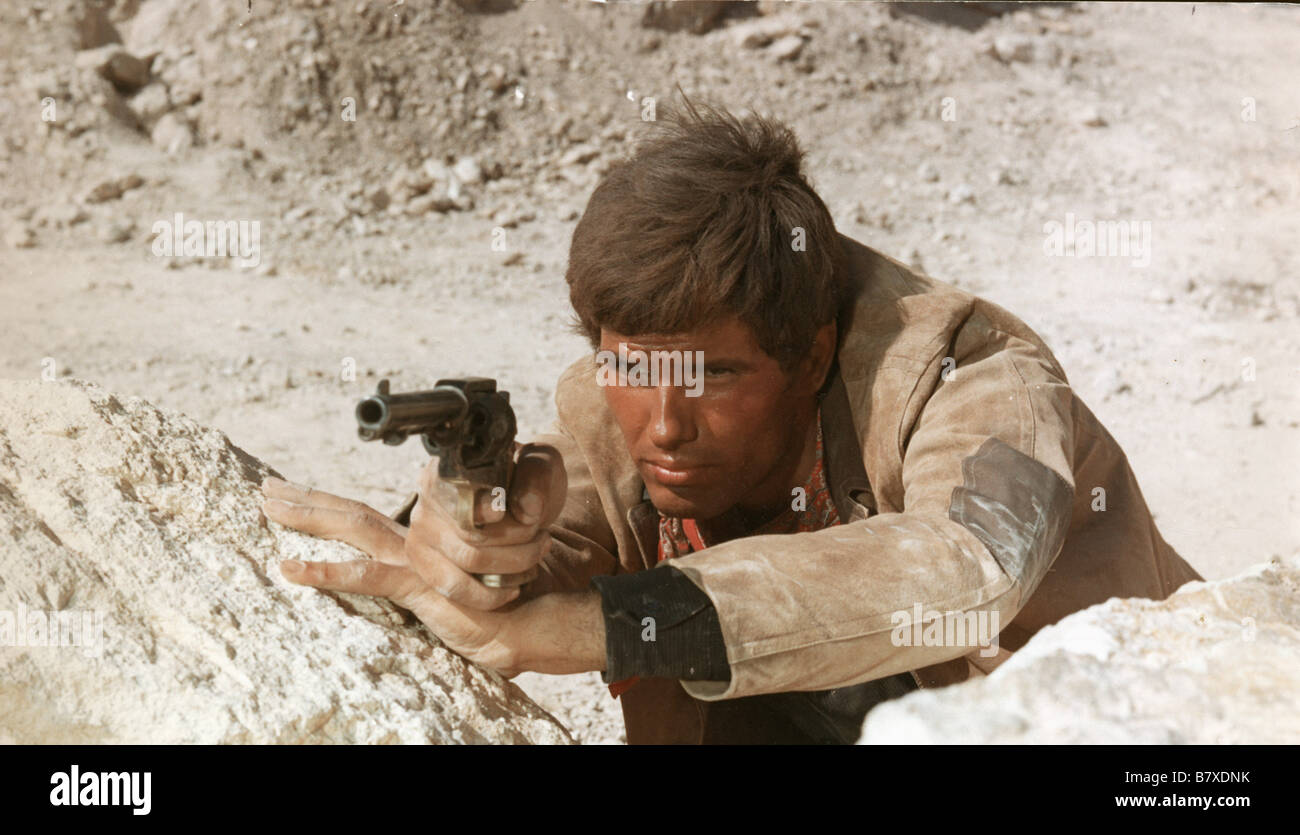 Trois cavaliers pour fort yuma par pochi dollari ancora Année : 1967 - Italie Giuliano Gemma Réalisateur : Giorgio Ferroni Banque D'Images