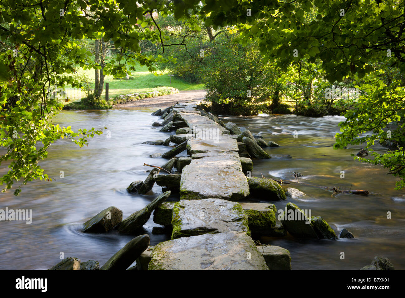 Ancien pont Battant Tarr Étapes de Exmoor National Park Angleterre Somerset Banque D'Images