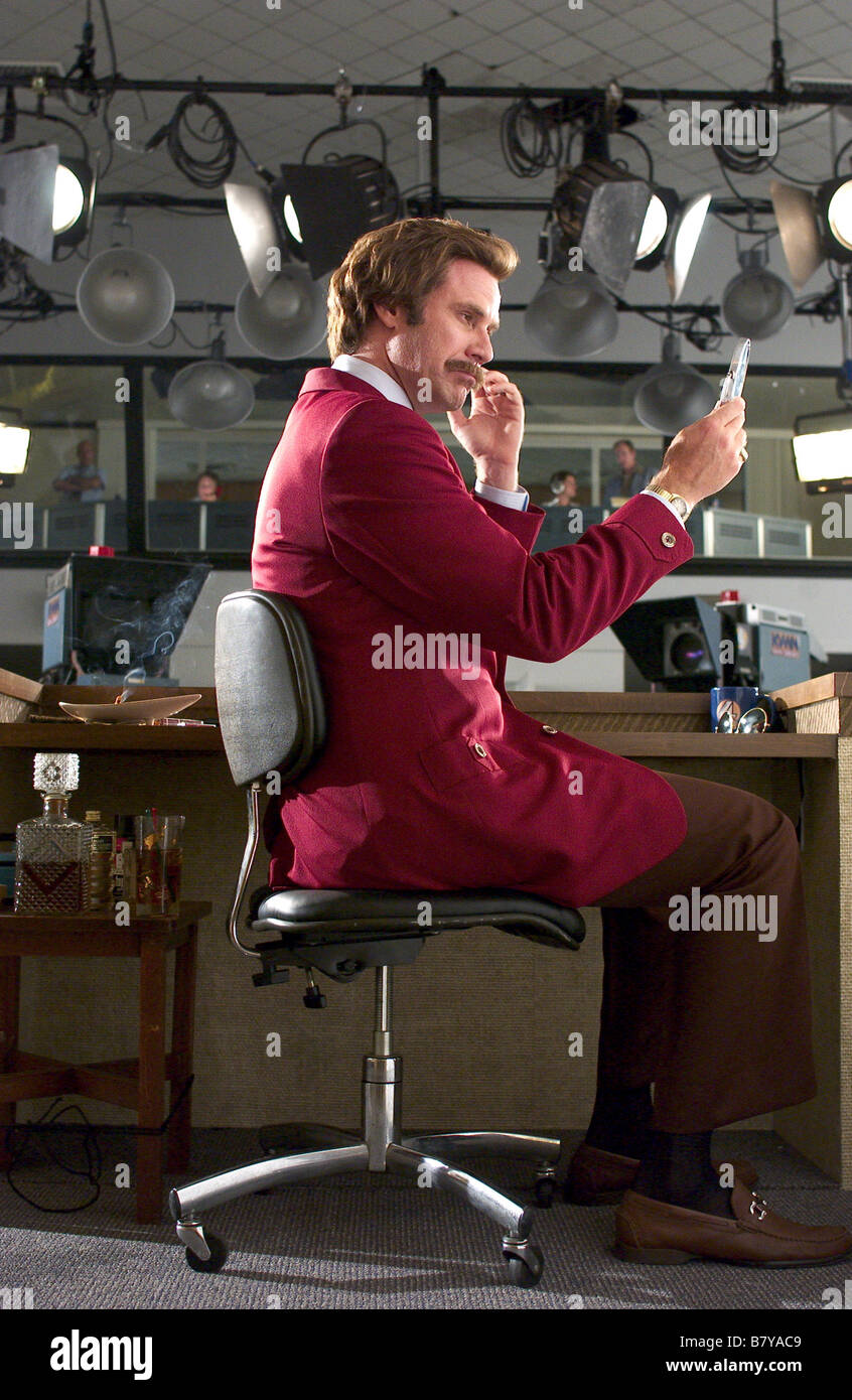 Presentateur vedette : la légende de Ron Burgundy Présentateur : la légende de Ron Burgundy Année : 2004 USA Will Ferrell Réalisateur : Adam McKay Banque D'Images