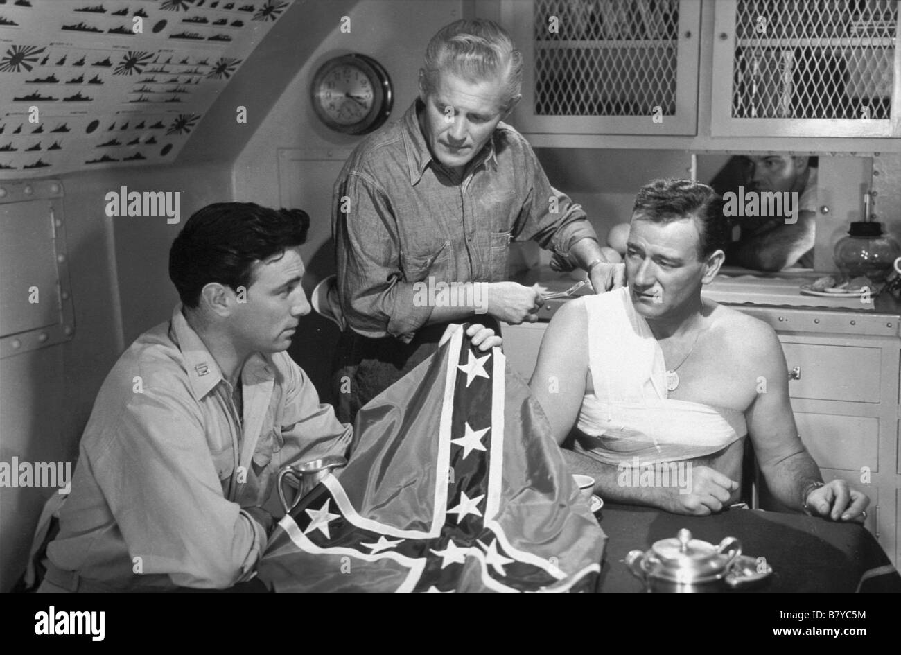 Operation pacific 1951 john wayne Banque de photographies et d’images à