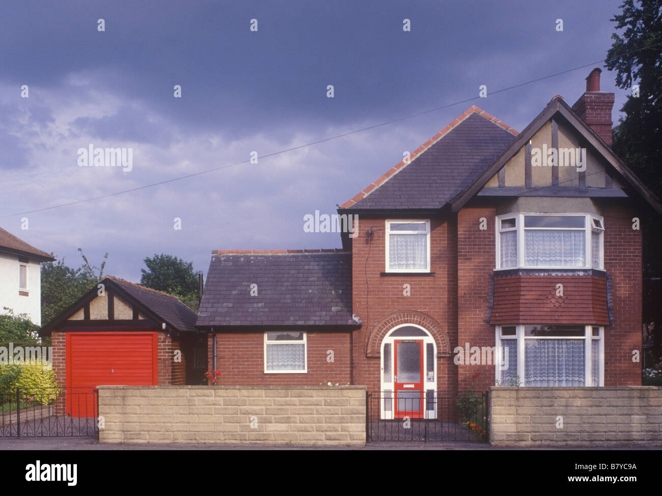 Knaresborough North Yorkshire UK 1930 brique traditionnelle maison — free download