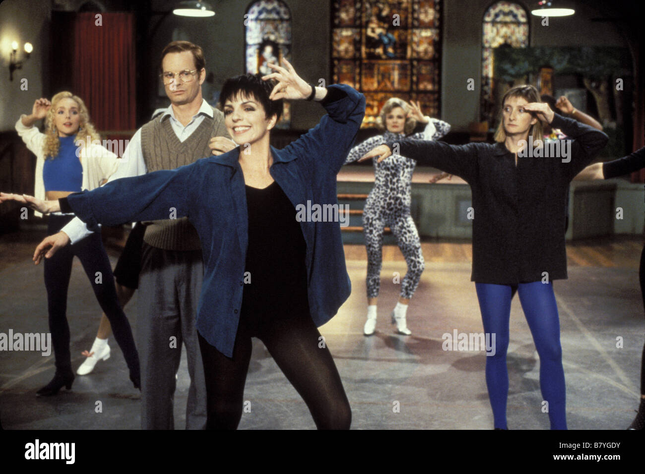 Sortir Sortir Année : 1991 USA Liza Minnelli , Bill Irwin , Jane Krakowski , Sheila McCarthy Réalisateur : Lewis Gilbert Banque D'Images