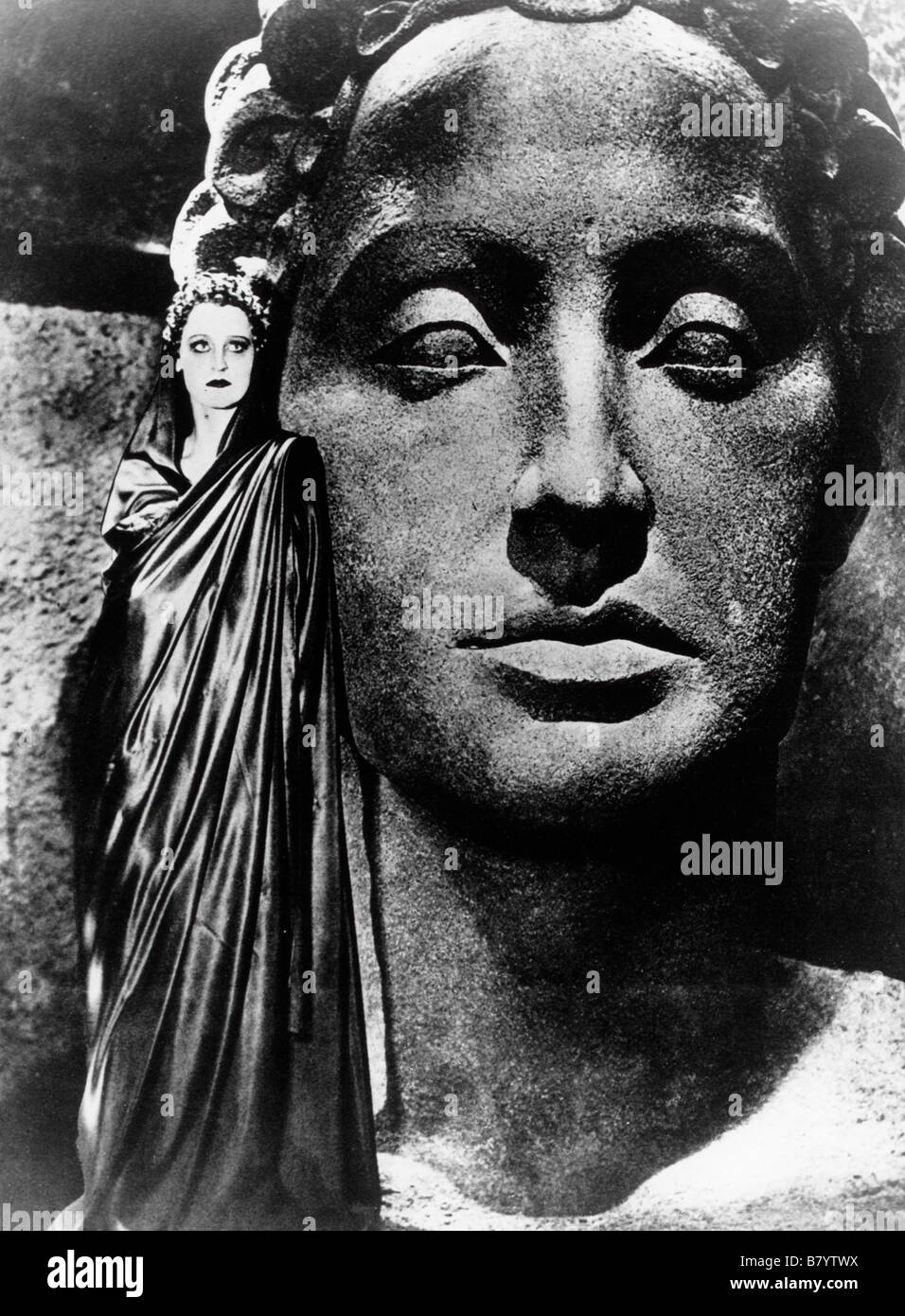 Reine de l'Atlantide Die Herrin von Atlantis Année : 1932 - Allemagne Brigitte Helm : Georg Wilhelm Pabst D'après le roman de Pierre Benoit Banque D'Images