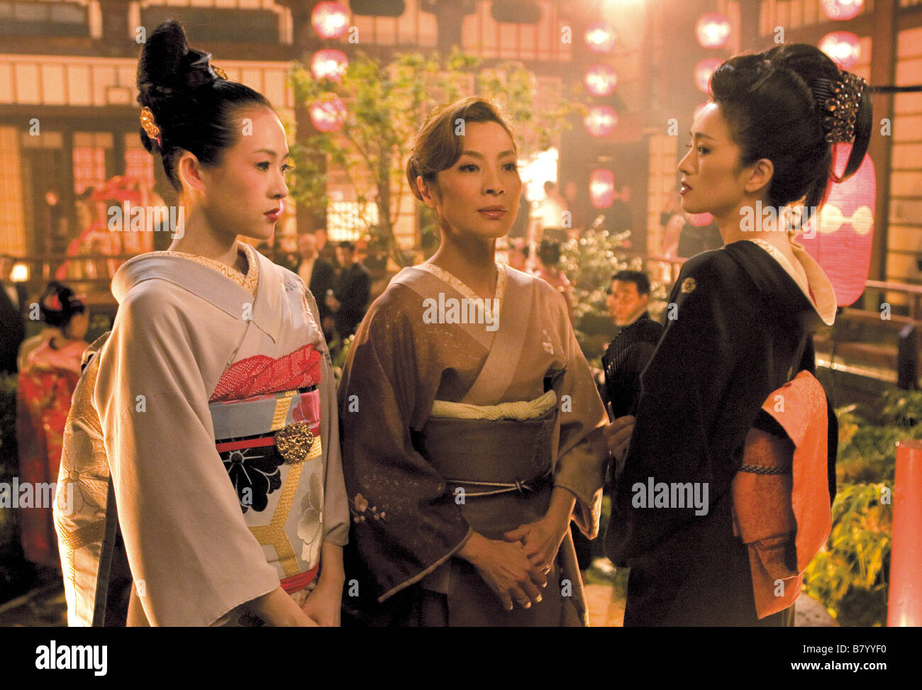 Mémoires d'une geisha Mémoires d'une Geisha Année : 2005 USA Zhang Ziyi, Michelle Yeoh, Gong Li Réalisateur : Rob Marshall Banque D'Images