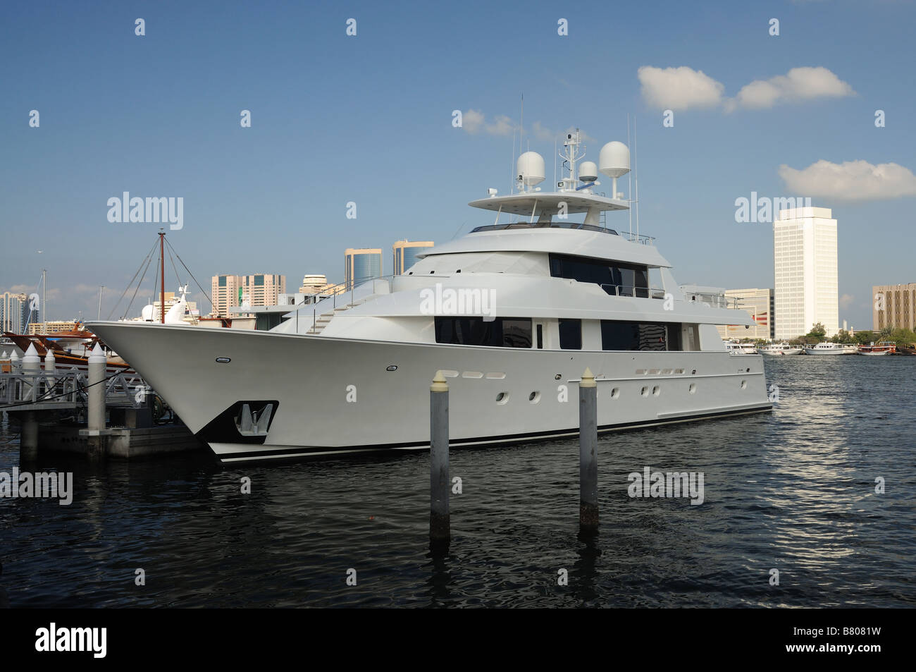 Yacht de luxe à Dubaï Creek Banque D'Images