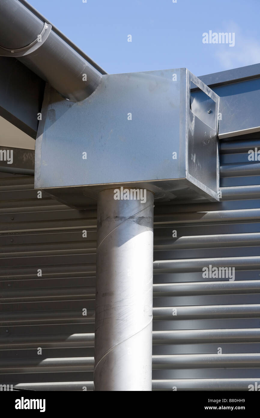 Gouttière de toit Banque D'Images