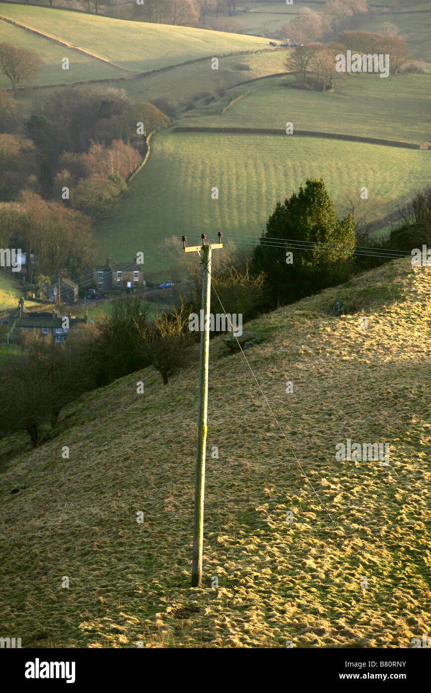 Vue d'un poteau télégraphique de Kerridge Ridge Banque D'Images