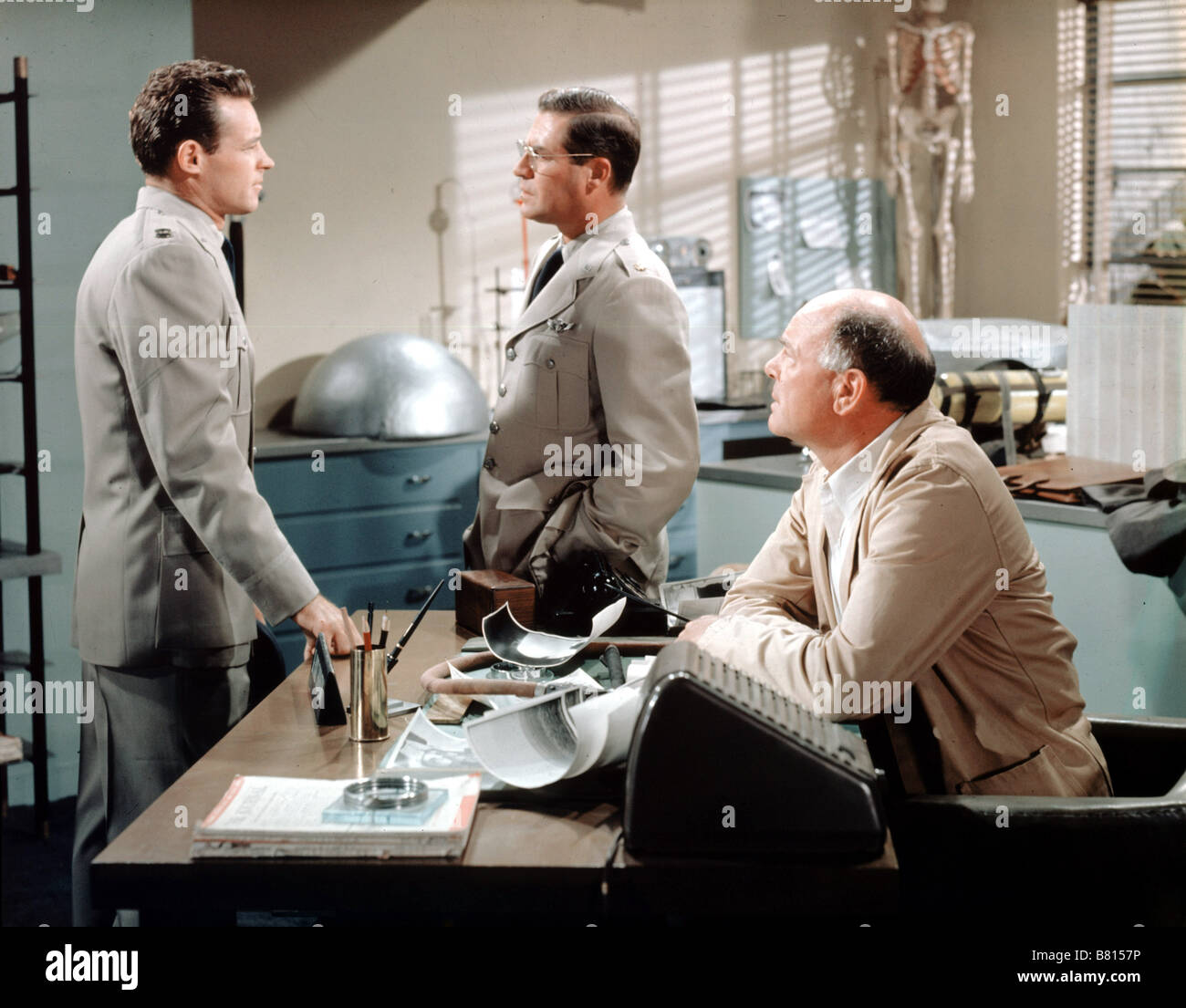 Au seuil de l'inconnu sur le seuil de l'espace Année : 1956 USA Guy Madison, John Hodiak, Dean Jagger Réalisateur : Robert D. Webb Banque D'Images