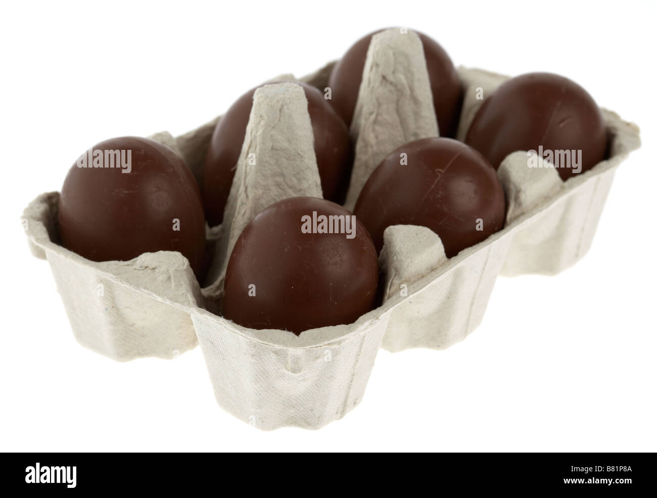 Boîte de petits oeufs de Pâques au chocolat Banque D'Images