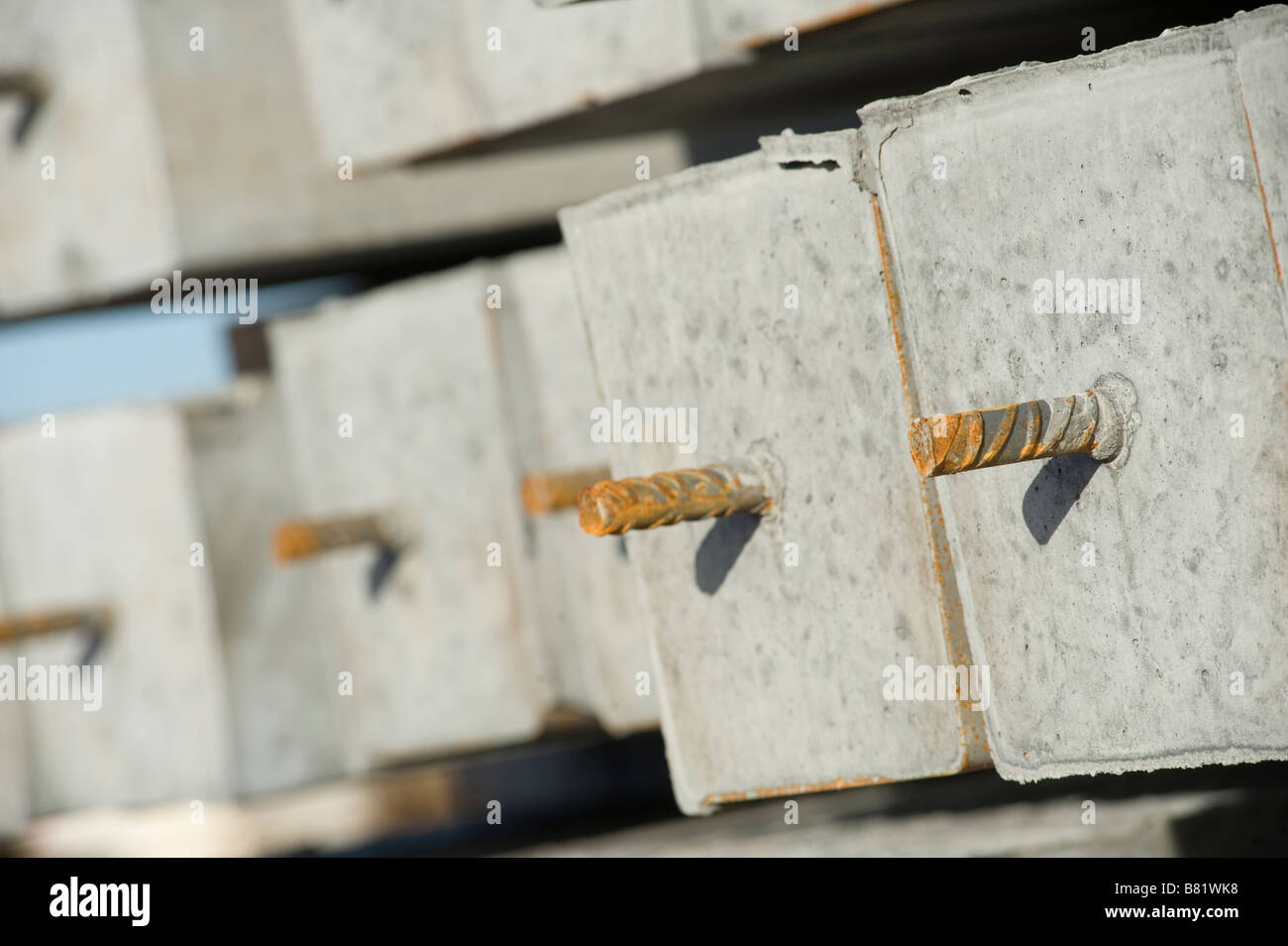 Blocs en béton armé pour l'industrie de la construction Banque D'Images