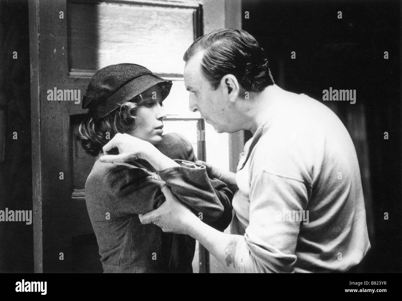 La Rose pourpre du Caire Année : 1985 USA Réalisateur : Woody Allen Mia Farrow, Danny Aiello Banque D'Images