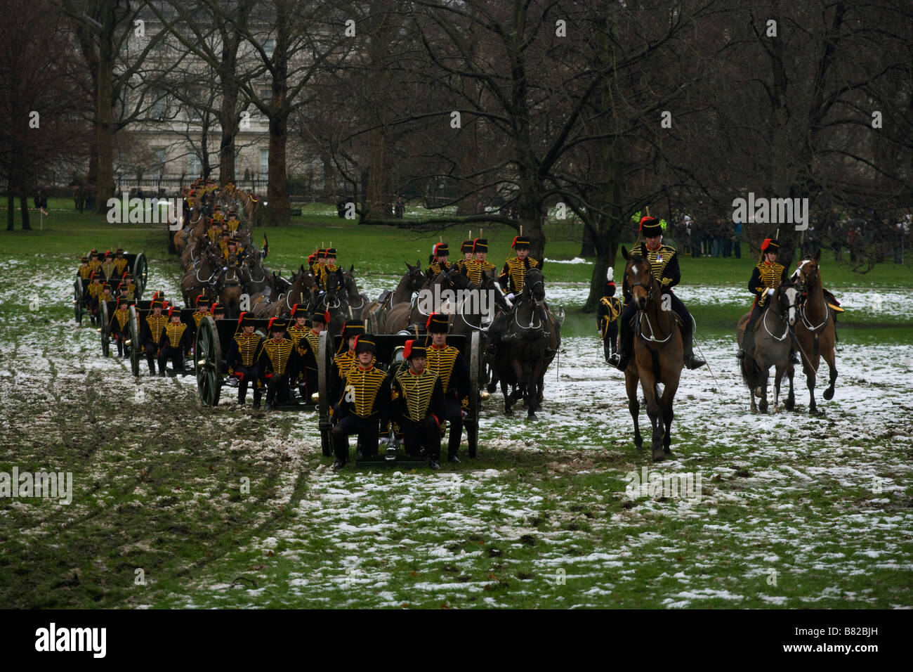 Soldat de l'armée de l'Angleterre Londres salve d'Europe Banque D'Images