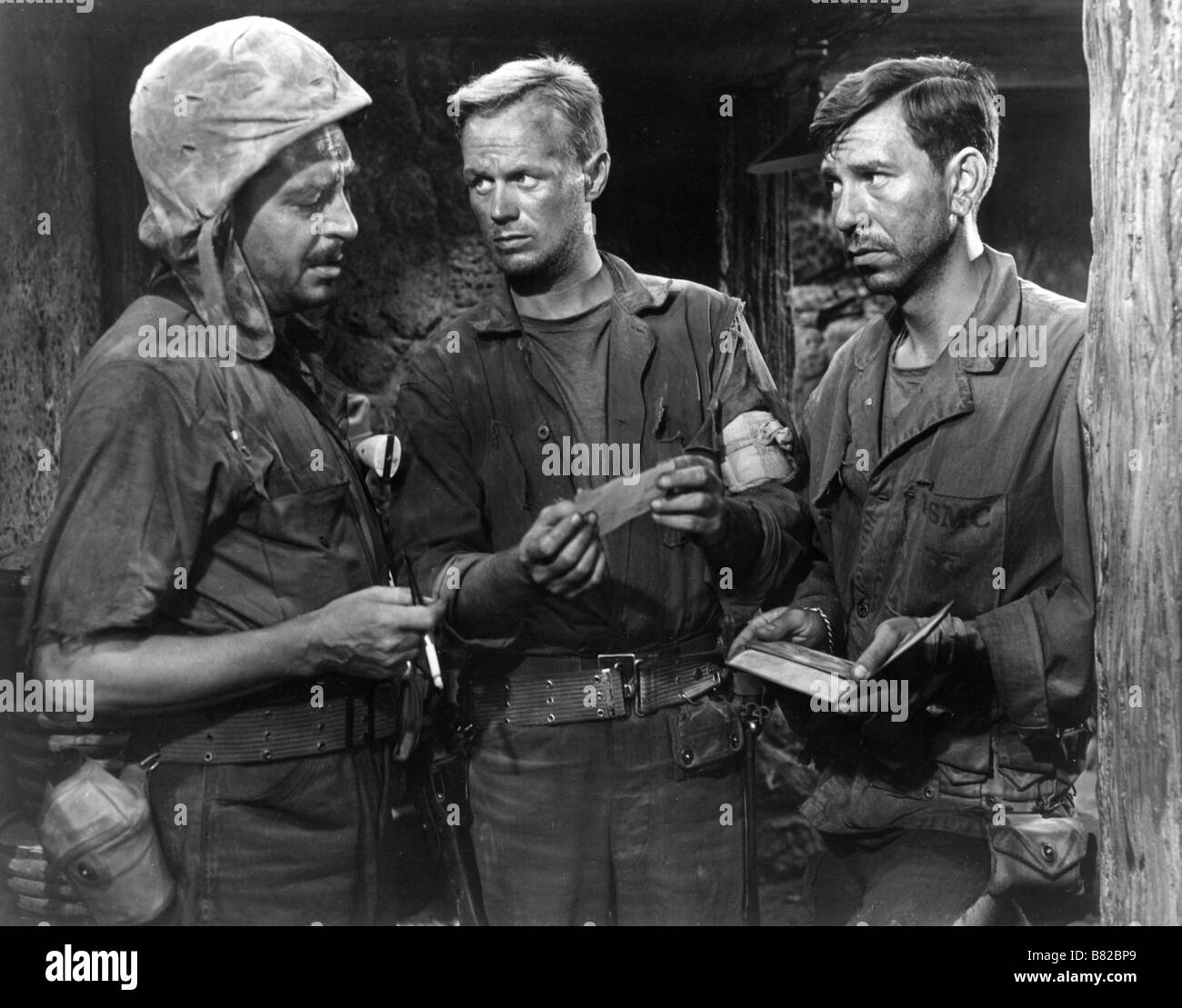 Halls of Montezuma Okinawa Année : 1950 USA Richard Widmark, Jack Webb Réalisateur : Lewis Milestone Banque D'Images