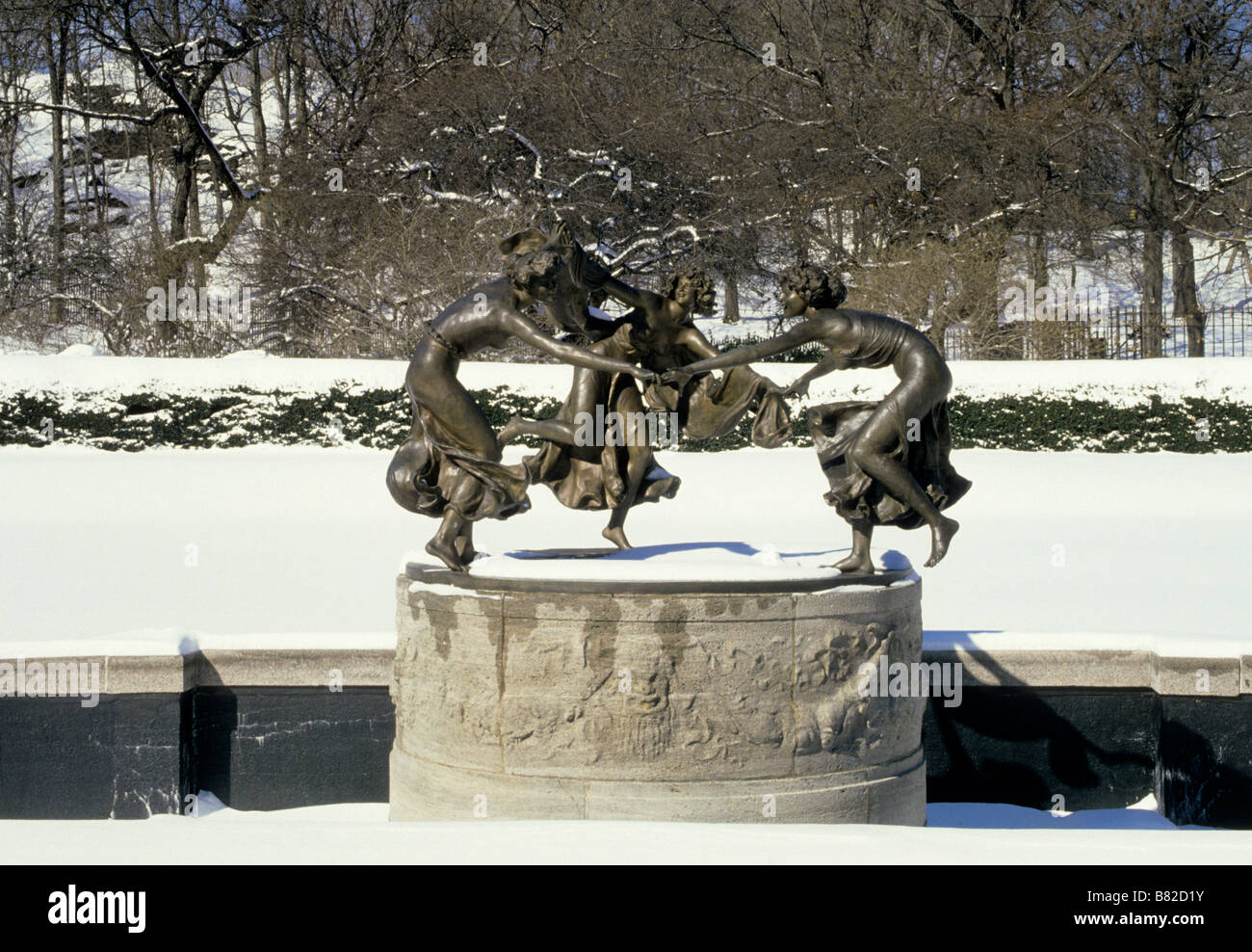 New York City Untermeyer Fontaine des trois Grâces Conservatory Garden Central Park en hiver USA Banque D'Images