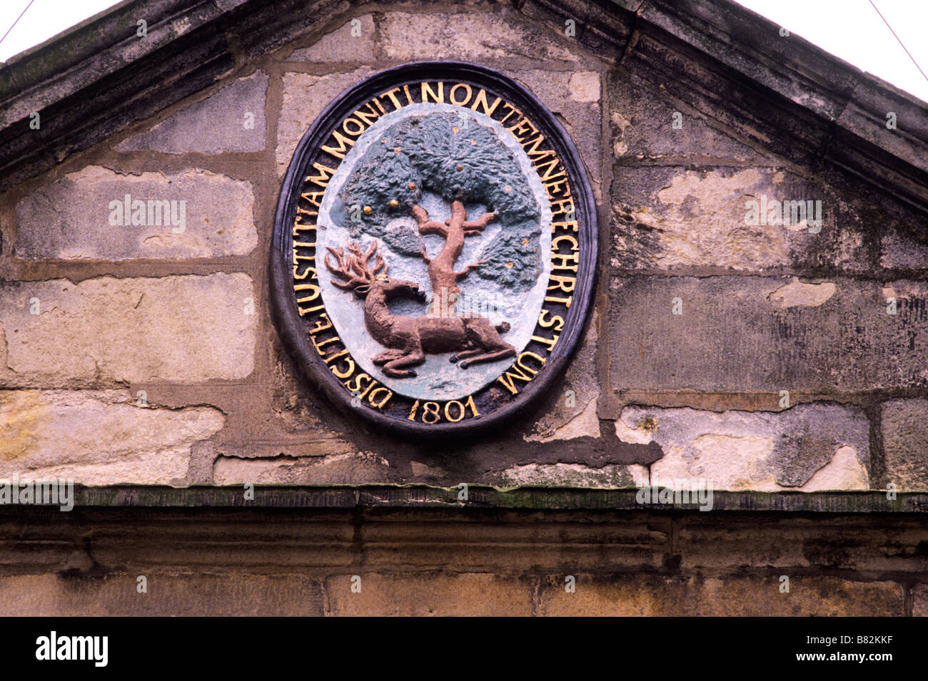 L'Écosse Fife Falkland Town Hall Town crest armoiries armorial device UK Banque D'Images