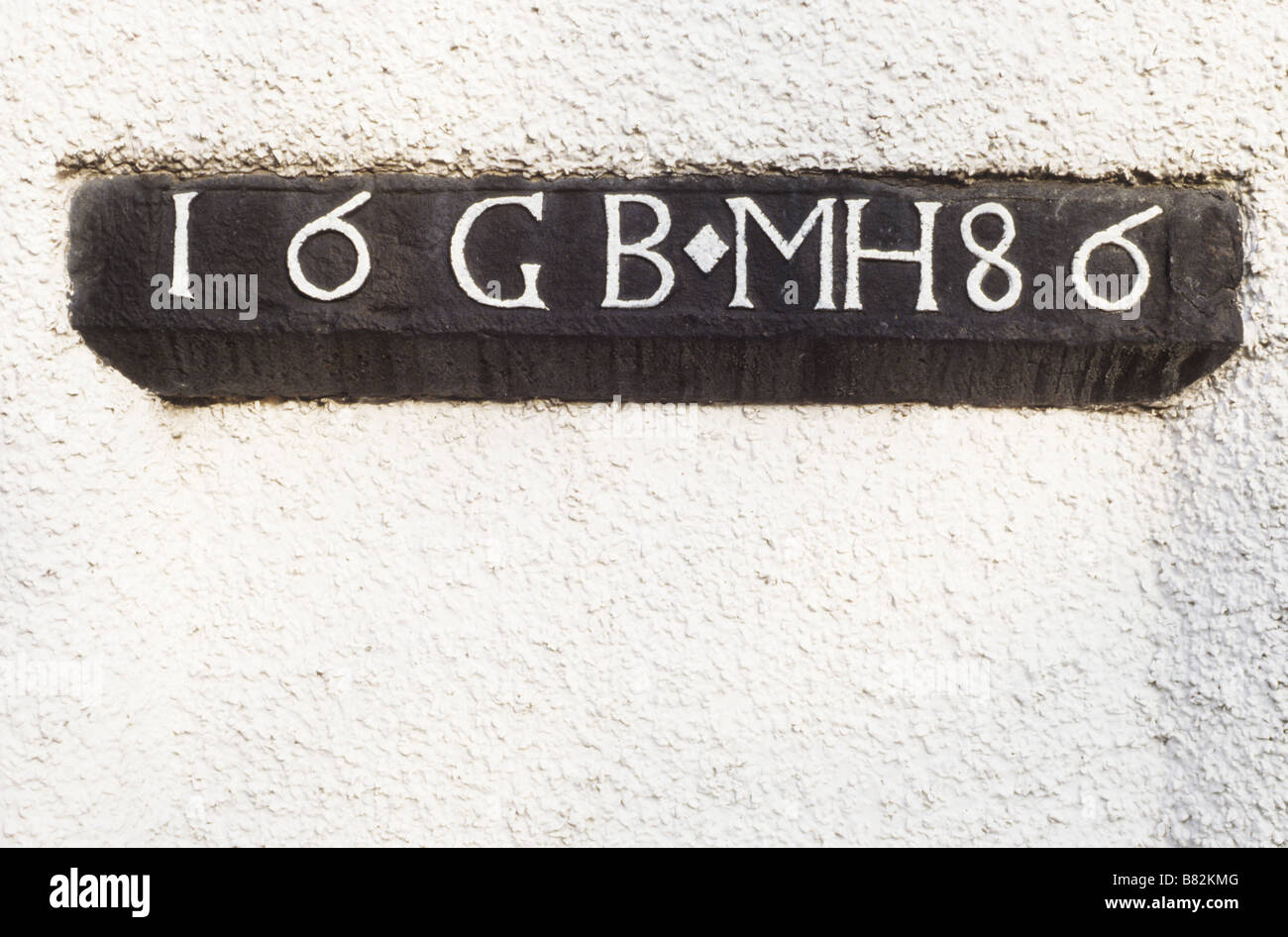Mariage Falkland date 1686 Linteau initiales GO et MH Scotland UK town house Banque D'Images