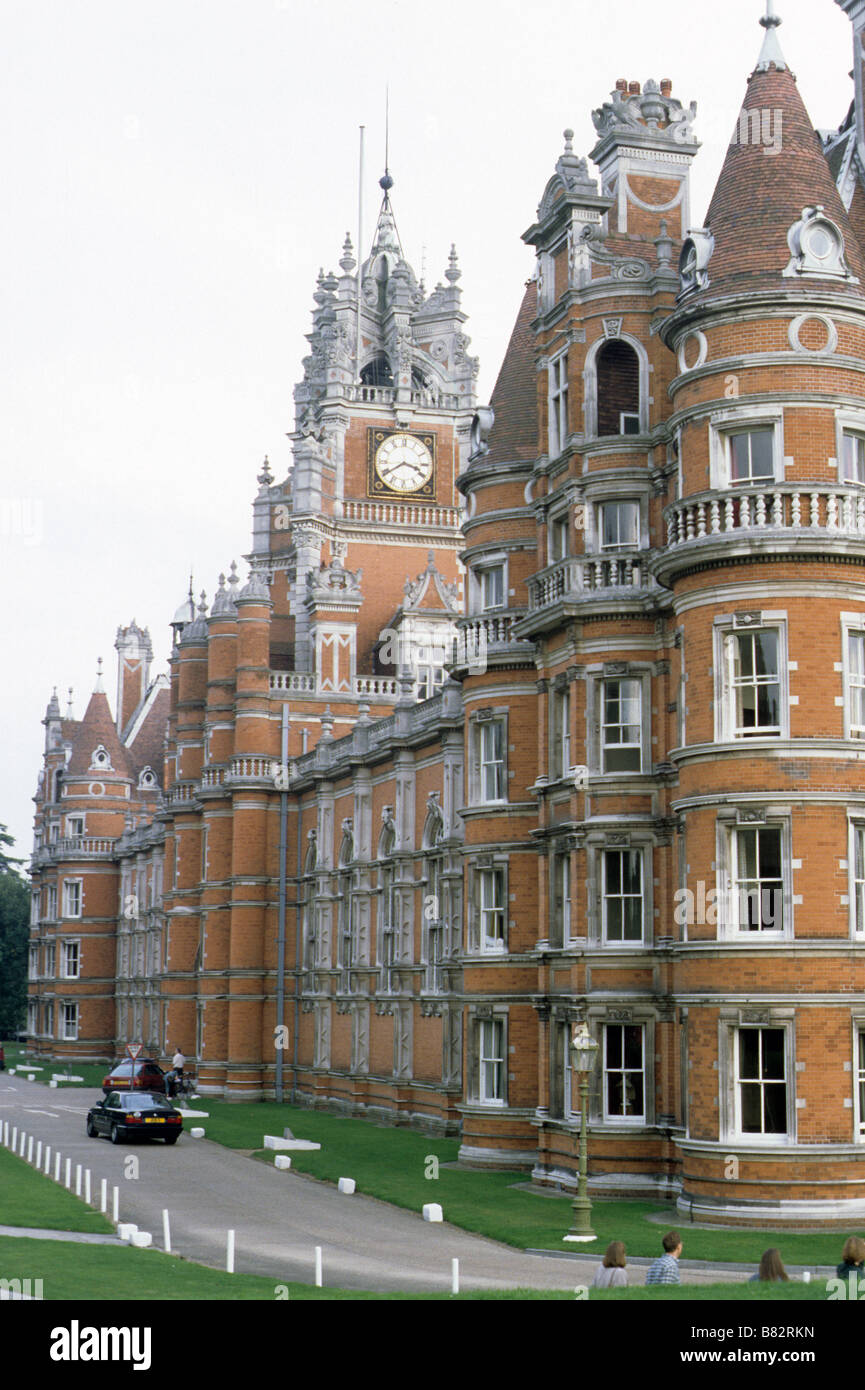 Royal Holloway College, Egham, Surrey voir de l'extérieur. Banque D'Images