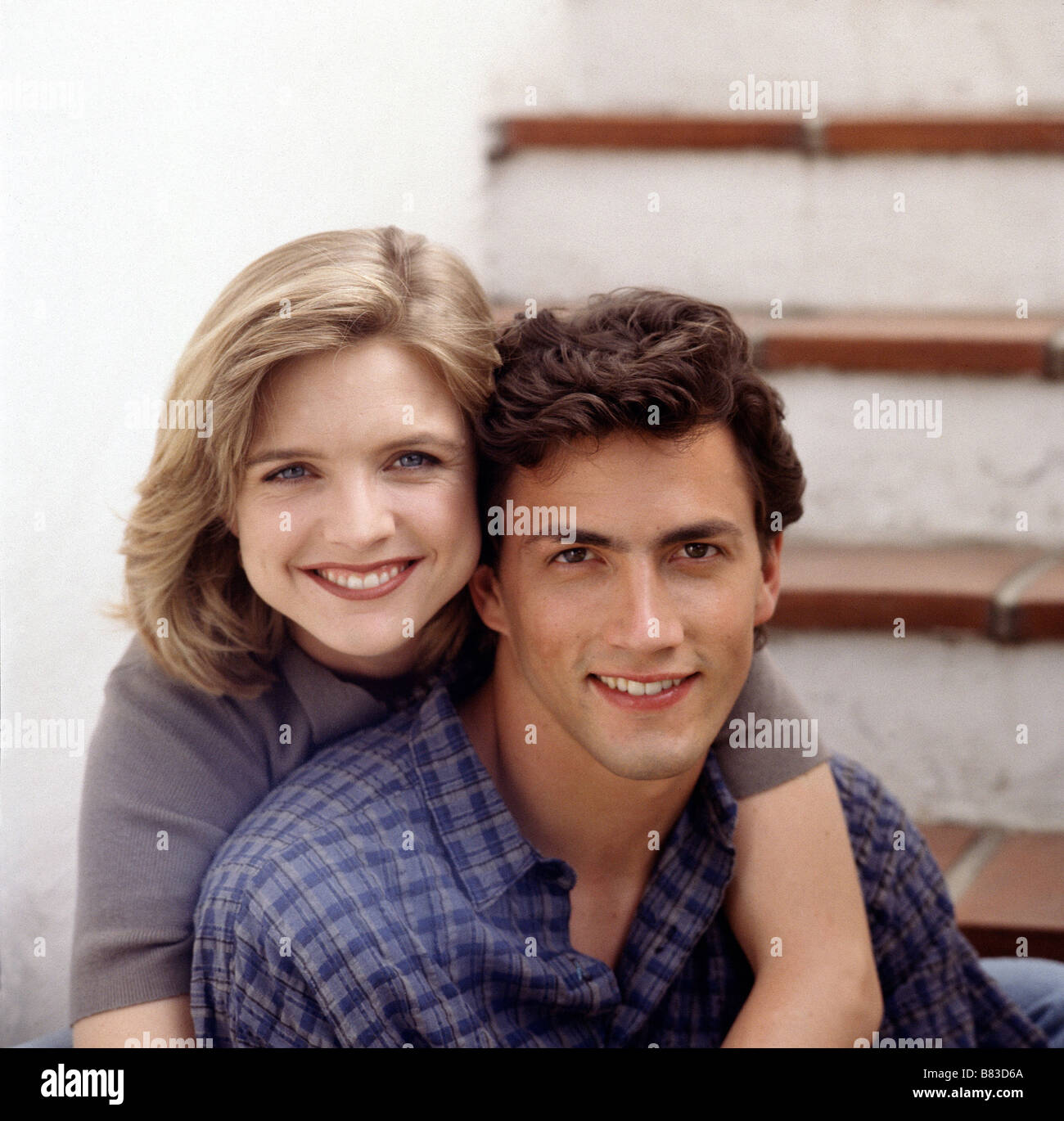 Melrose Place séries télé 1992-1999 USA créé par Darren Star 1998 Saison 7 Andrew Shue, Courtney Thorne-Smith Banque D'Images