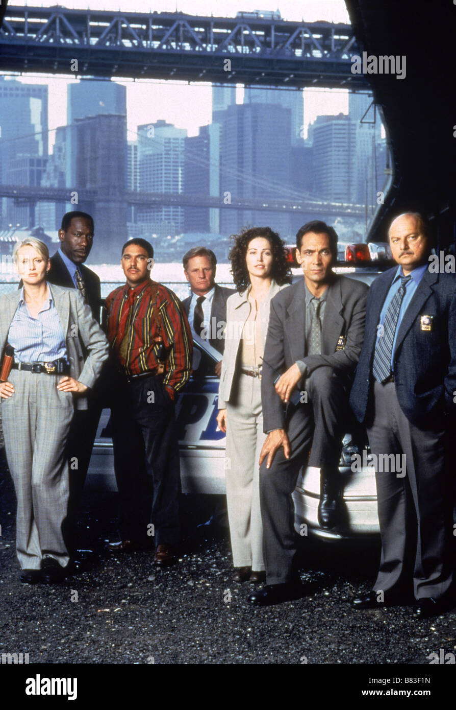 New York Police Blues New York Police Blues (NYPD Blue) 1993 Série TV 1993-2005 USA Nicholas  Turturro., Jimmy Smits, Kim Delaney, James McDaniel, , Gordon Clapp, Dennis  Franz, Andrea Thompson Photo Stock - Alamy