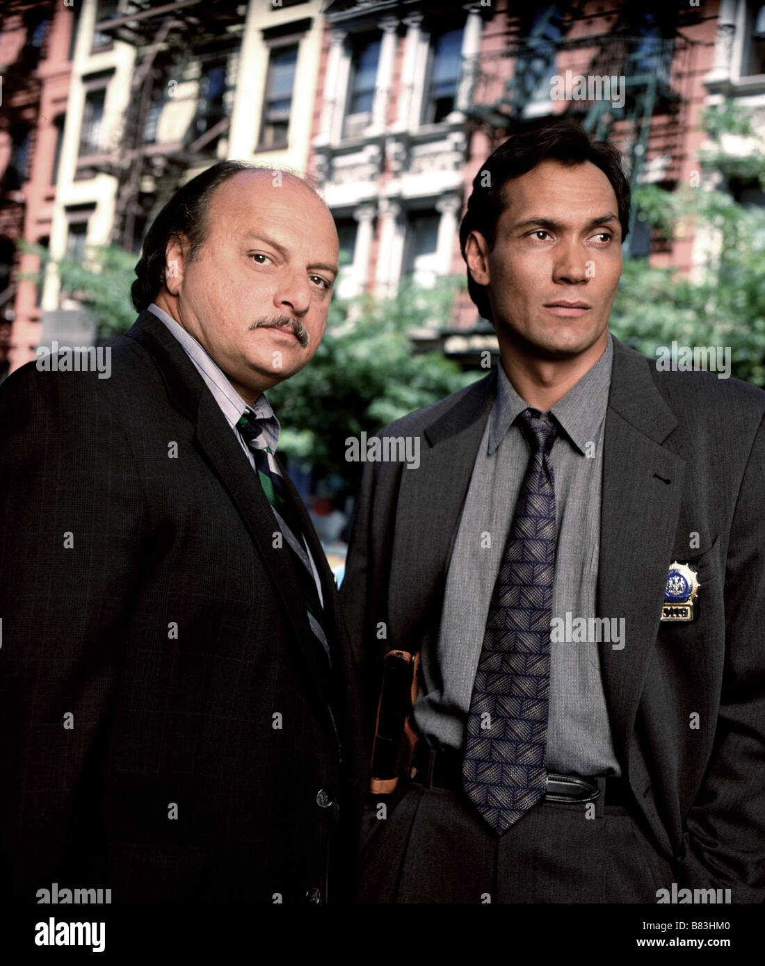 New York Police Blues New York Police Blues (NYPD Blue) 1993 Série TV 1993-2005 USA Dennis Franz,  Jimmy Smits, Saison 2 Saison 2 Photo Stock - Alamy