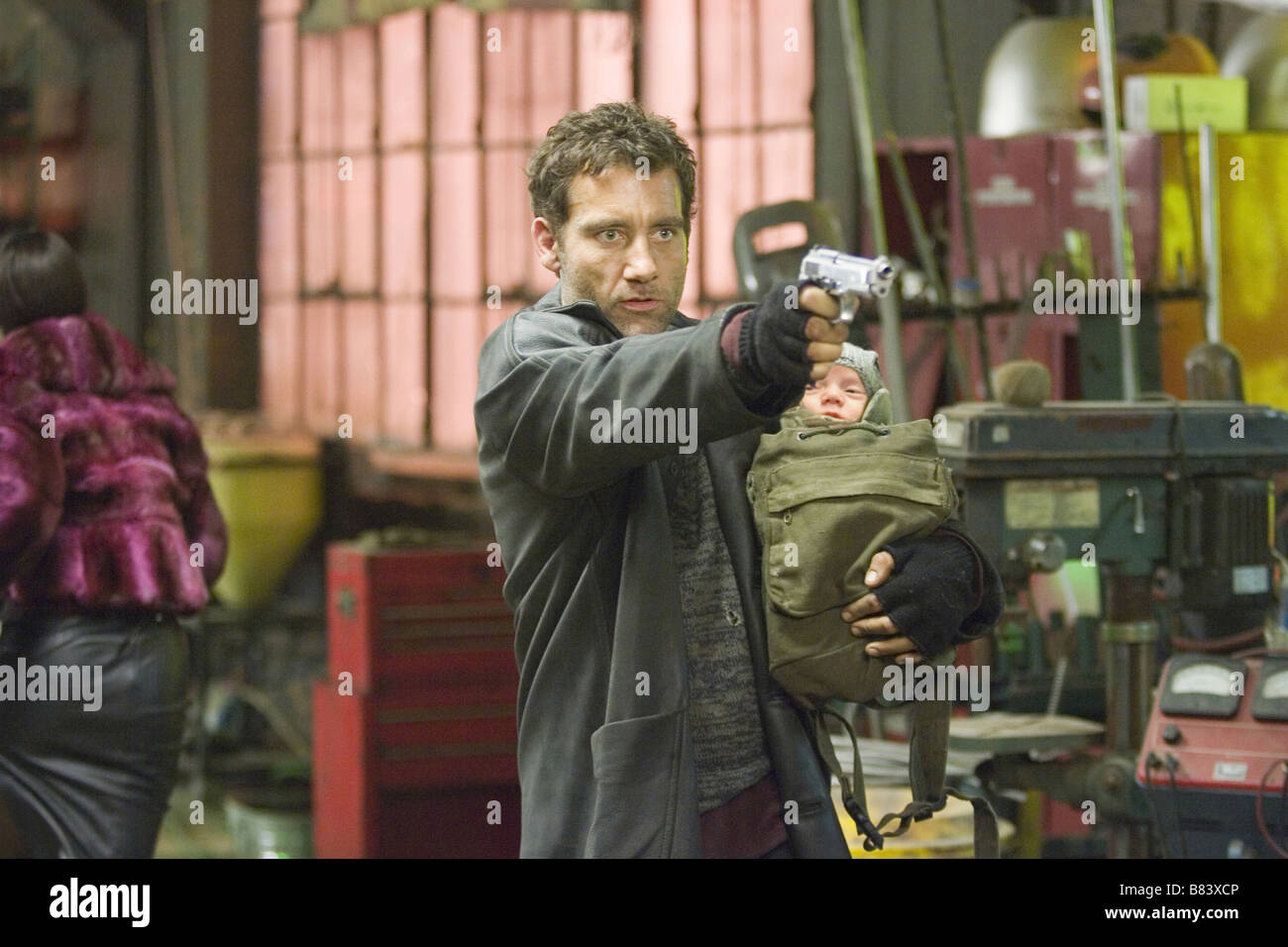 Shoot 'Em Up Année : 2007 USA Clive Owen Réalisateur : Michael Davis Banque D'Images