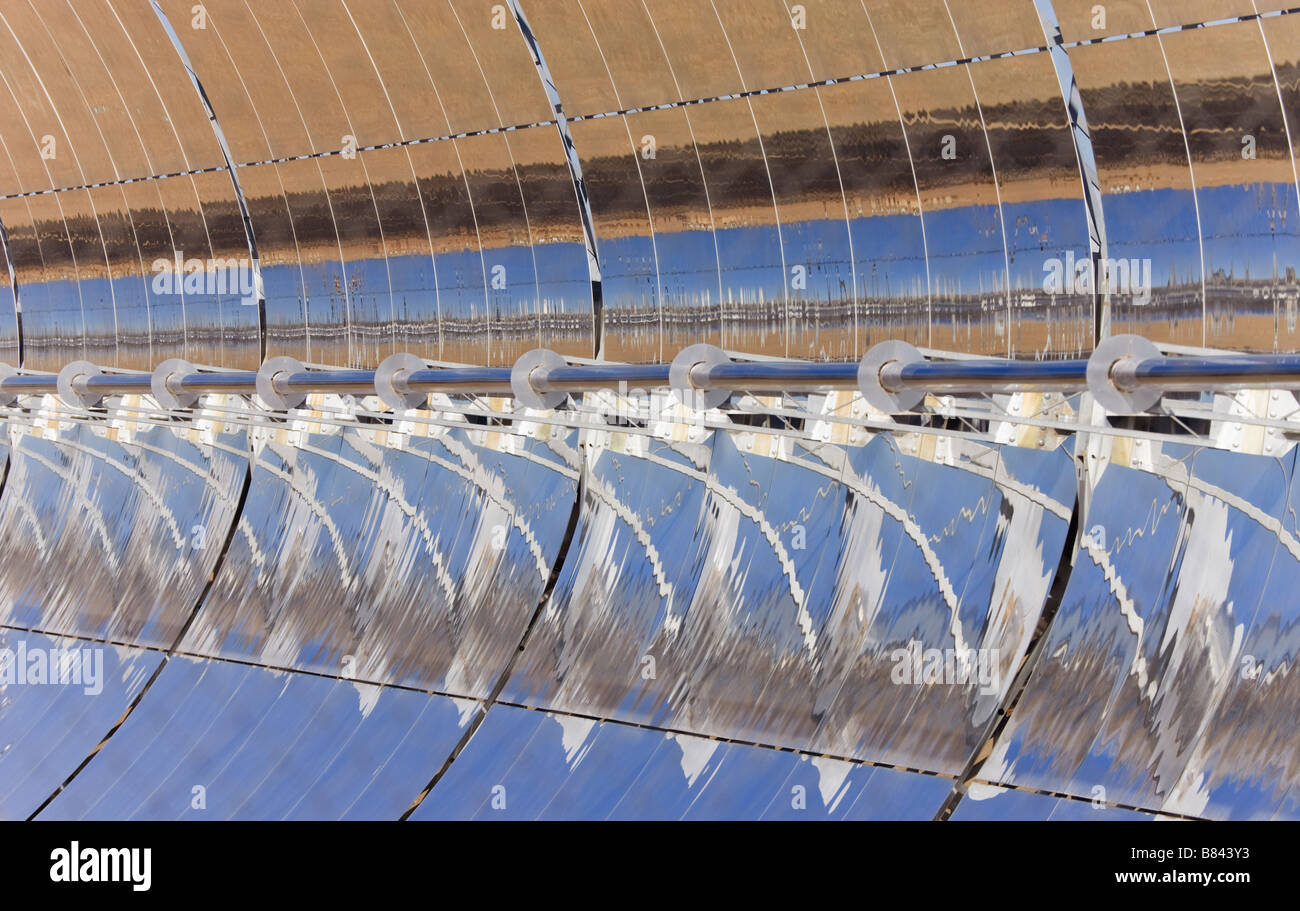 Capteurs solaires paraboliques cylindrique près de Exfiliana Province de Grenade Espagne Banque D'Images