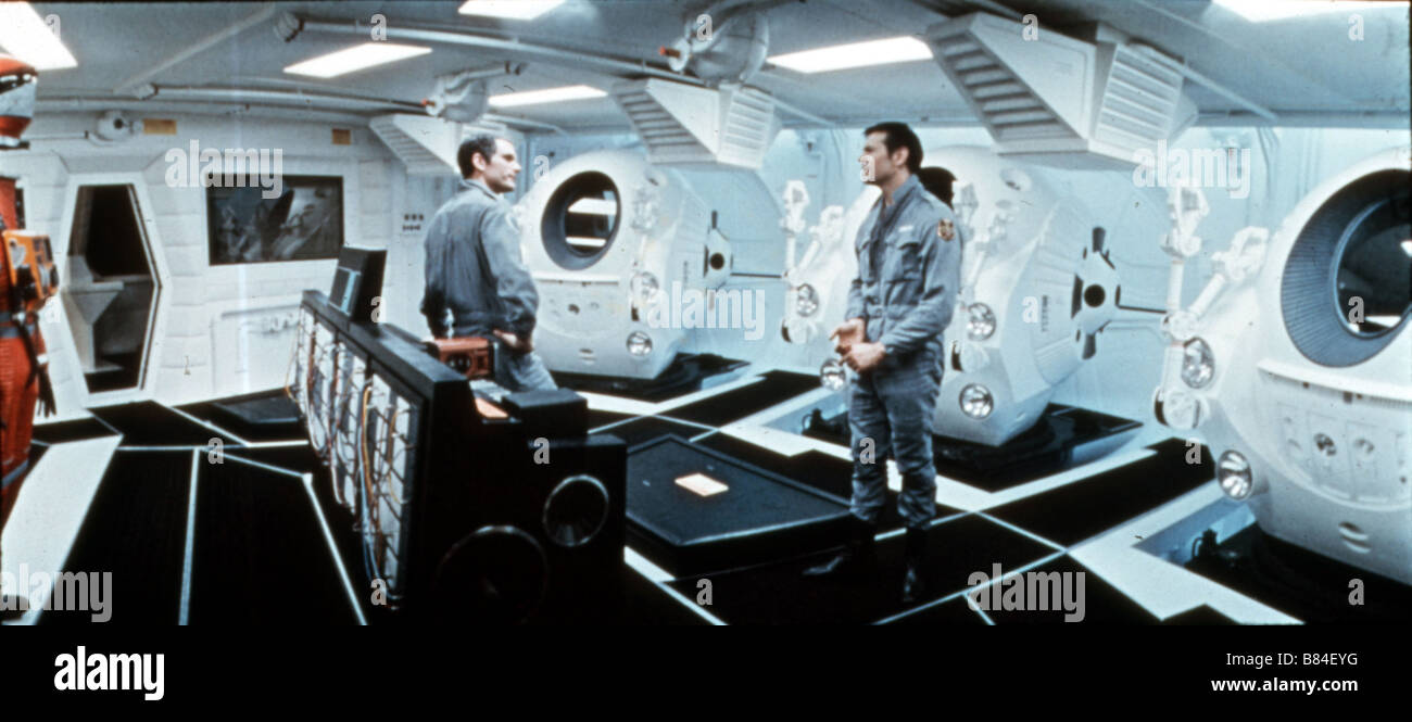 2001 : A Space Odyssey Année : 1968 - UK / USA Gary Lockwood , Keir Dullea Réalisateur : Stanley Kubrick Banque D'Images