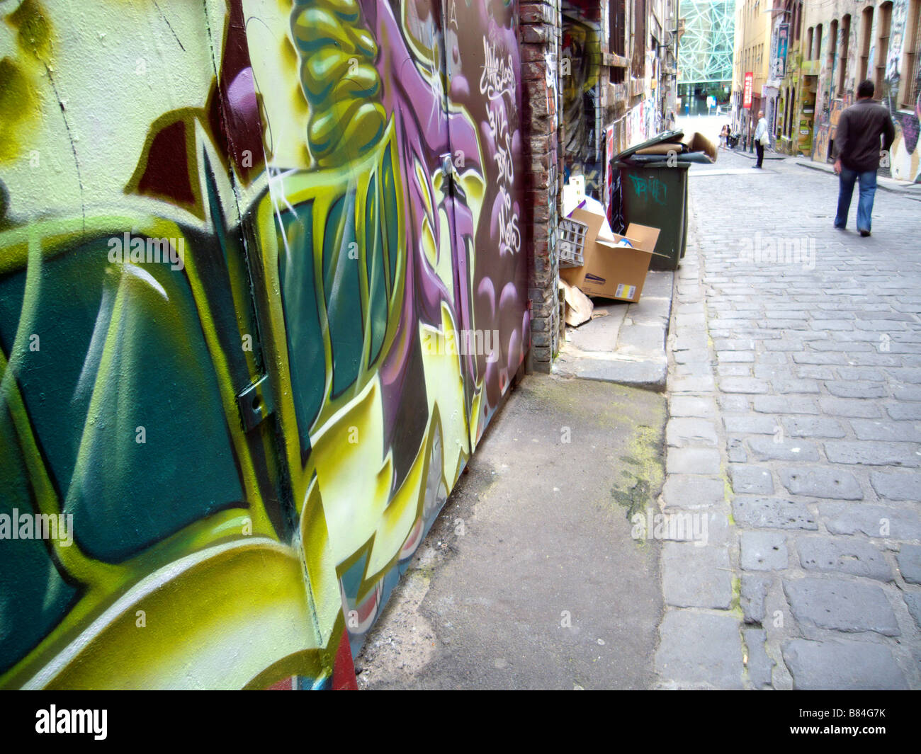 Murs peints de graffiti Hosier Lane, menant à Federation Square, Melbourne, Victoria, Australie. Aucune communication ou MR Banque D'Images