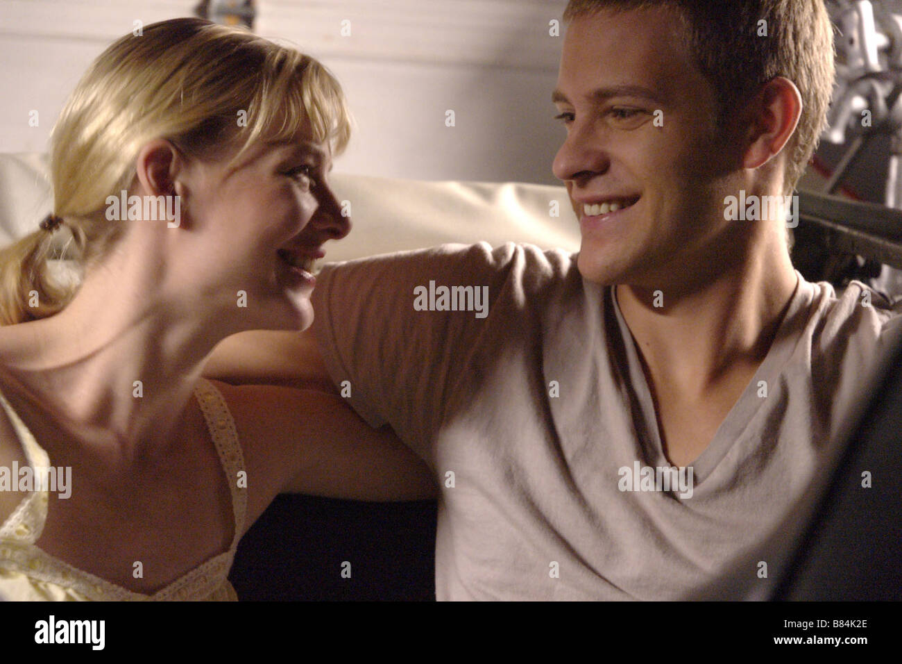 Sleeping Dogs (2007) USA Melinda Page Hamilton, Bryce Johnson, Directeur : Goldthwait Bob Banque D'Images