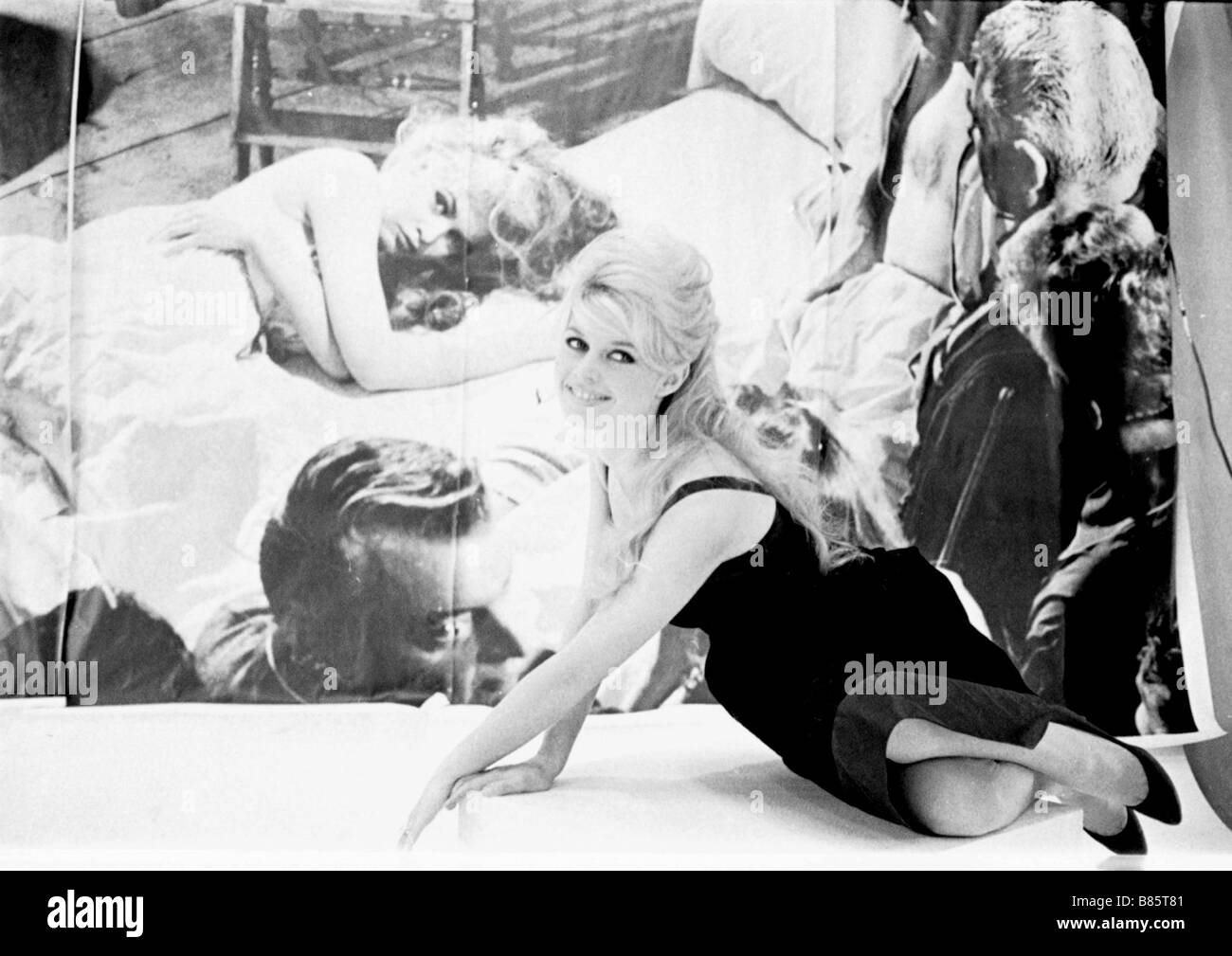 Brigitte Bardot Actress 1958 Banque d'images noir et blanc - Alamy