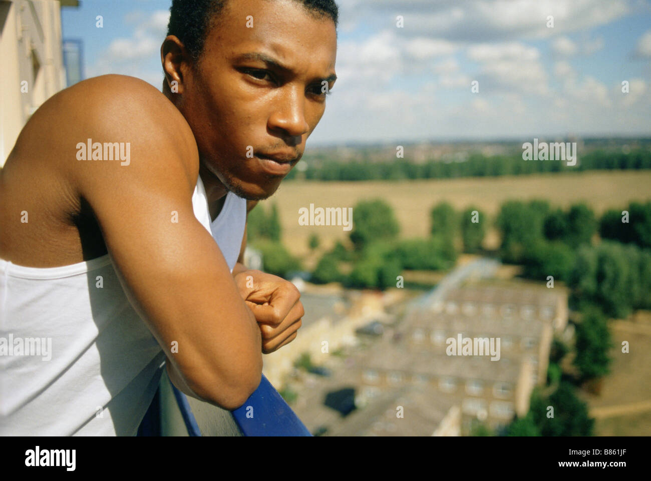 Bullet Boy Bullet Boy Année : 2004 - UK Ashley Walters Réalisateur : Saul Dibb Banque D'Images